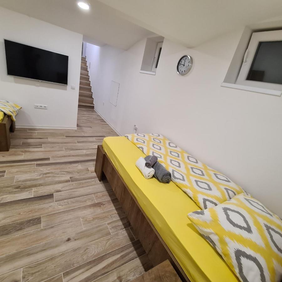 Apartment Dinlux 马里博尔 外观 照片