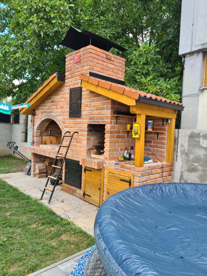 Apartment Dinlux 马里博尔 外观 照片