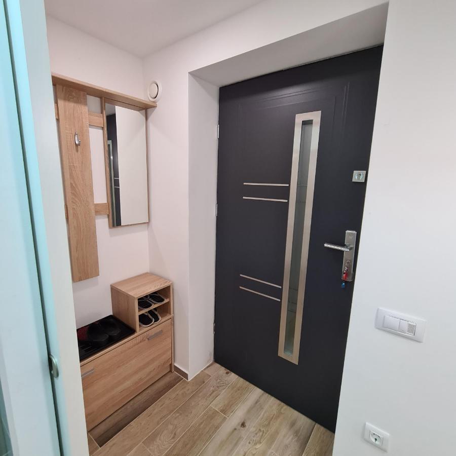 Apartment Dinlux 马里博尔 外观 照片