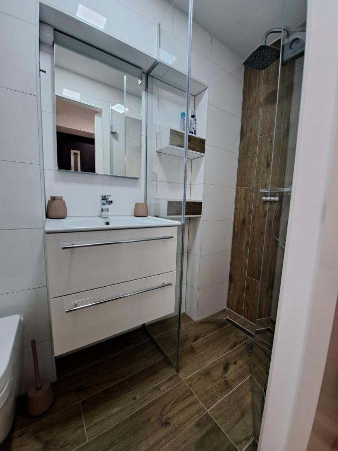 Apartment Dinlux 马里博尔 外观 照片